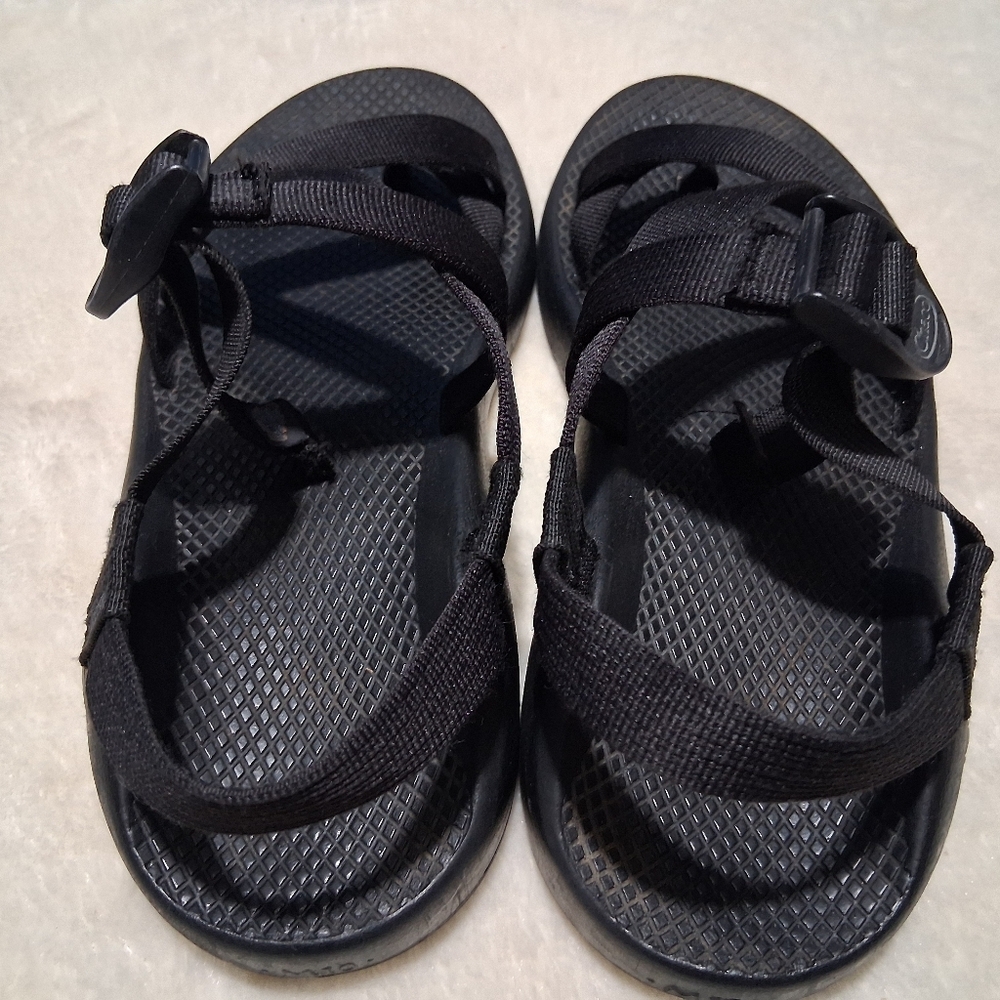Chaco Black Men's Sandals - Picture 6 of 9